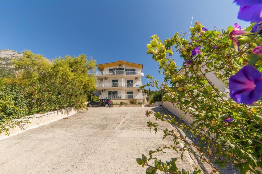 Apartments Slavena Градац Экстерьер фото