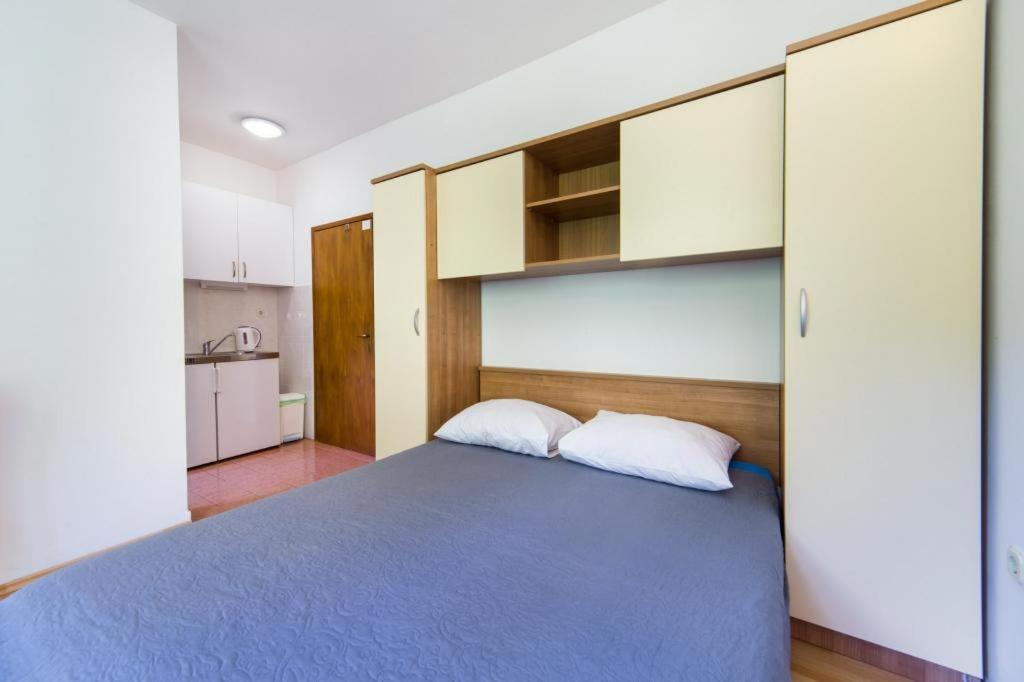 Apartments Slavena Градац Экстерьер фото