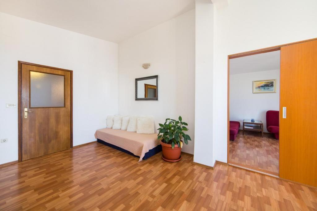 Apartments Slavena Градац Экстерьер фото