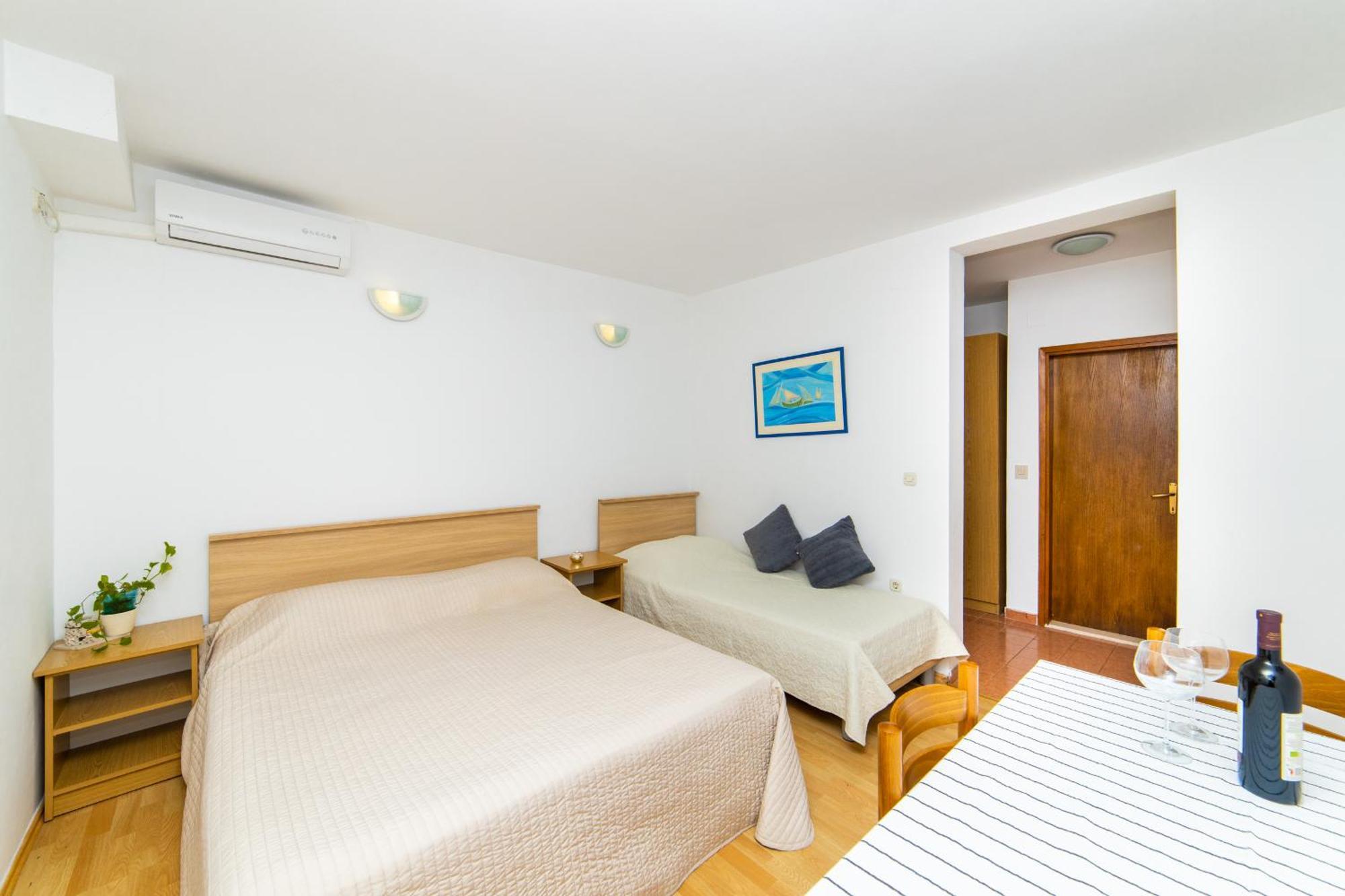 Apartments Slavena Градац Экстерьер фото